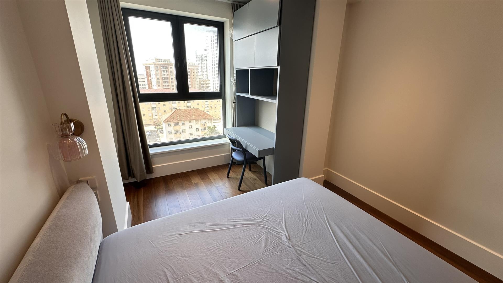 Image of Apartment - 1 Bedrooms - 1 Bathrooms for Rental in Midtown-Gibraltar, Image 8